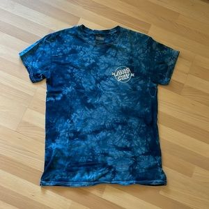 Santa Cruz tee